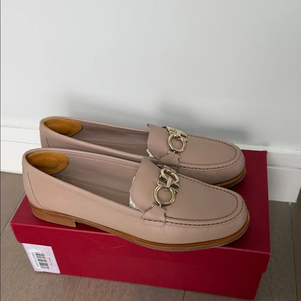 Salvatore Ferragamo Tan Loafers with Gold Accents - Picture 3 of 8